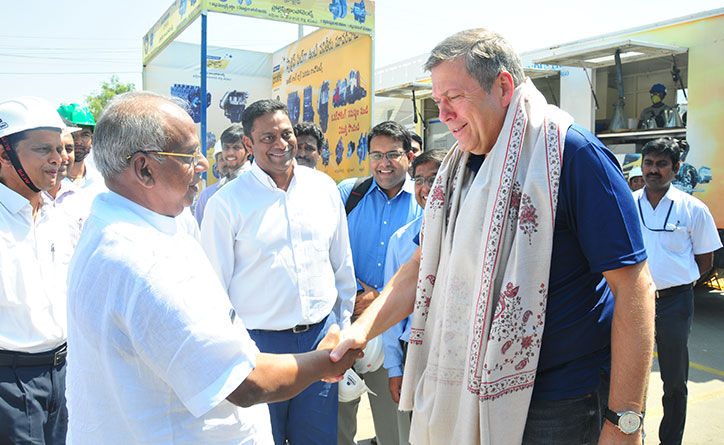 Guenter Butschek TML MD Visit to Autonagar WS Jasper